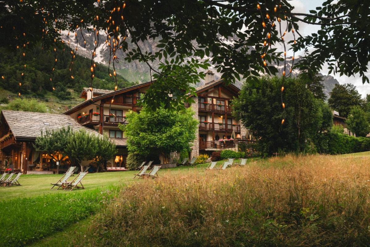 Auberge De La Maison Courmayeur Exterior foto