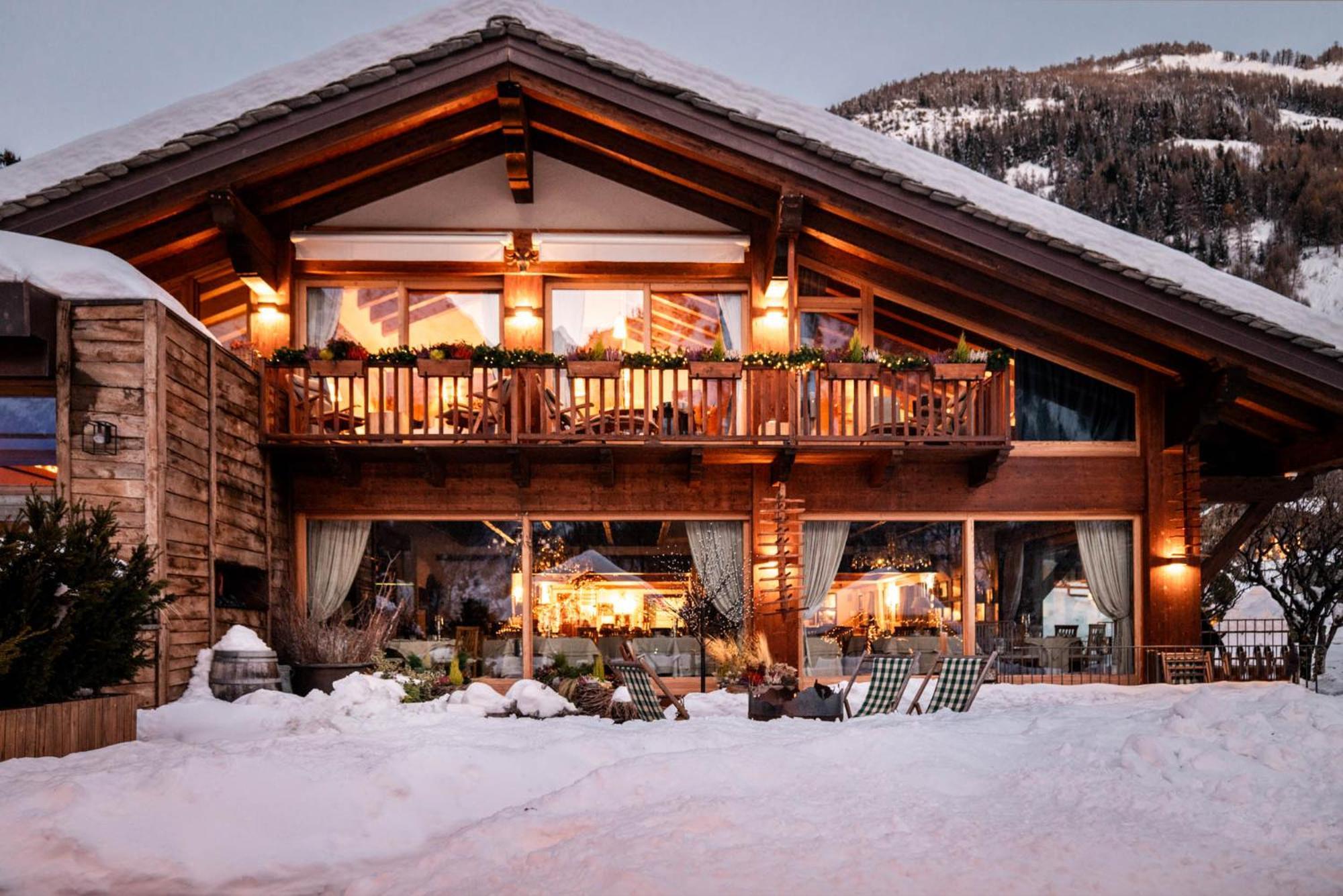 Auberge De La Maison Courmayeur Exterior foto
